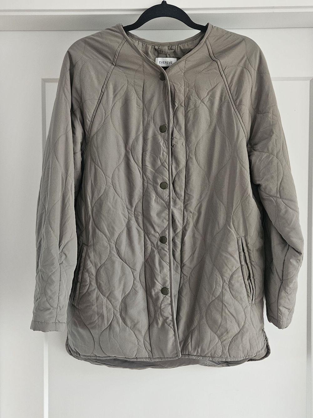 Evereve Quilted Snap-Front Puffer Jacket in Taupe Sage Green Sz Medium